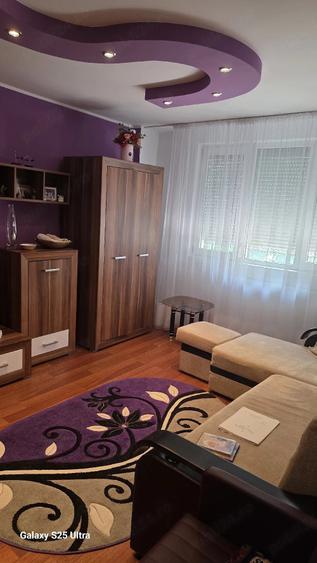 Apartament cu 2 camere decomandat în Horia