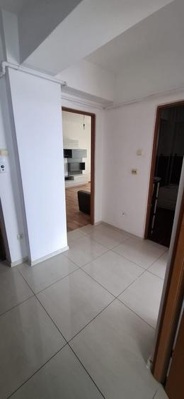 Inchiriez apartament ultracentral in Gaesti - 7