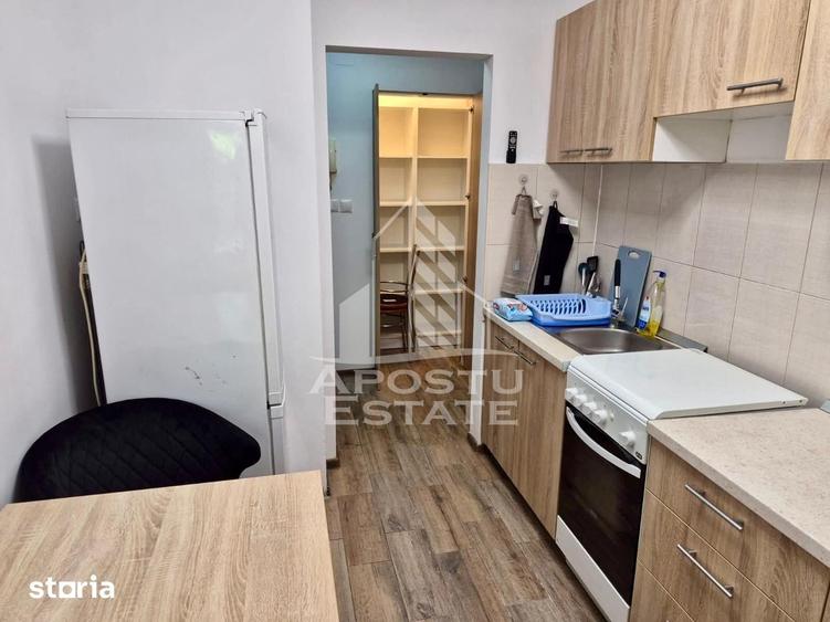 Apartament cu 2 camere în Take Ionescu