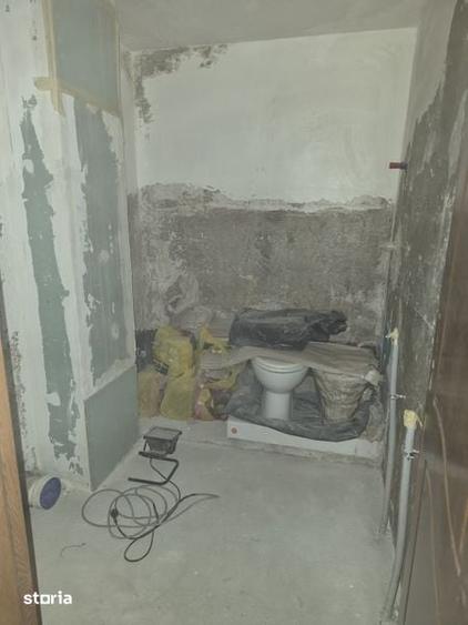 De vanzare apartament 2 camere decomandat? 54 mp, bl. C4, sc. 1, et. 3 - 6