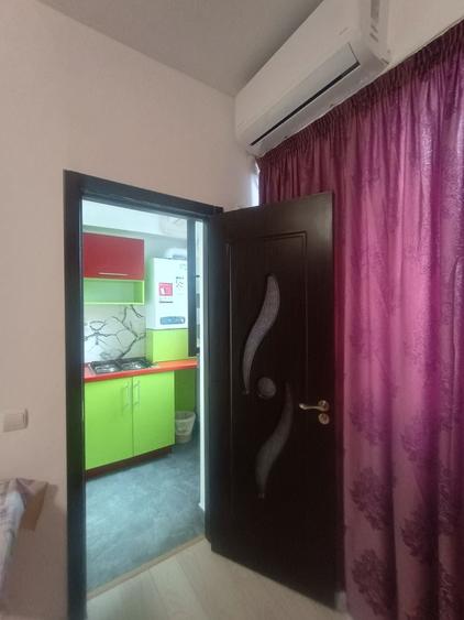 Garsonieră semidecomandată în Central