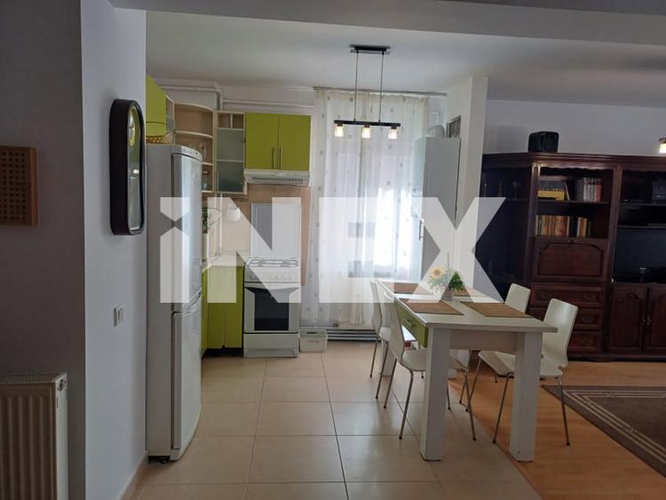 Apartament cu 3 camere decomandat în Ultracentral