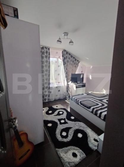 Casă individuală cu 5 camere cu Garaj în Malu Mare