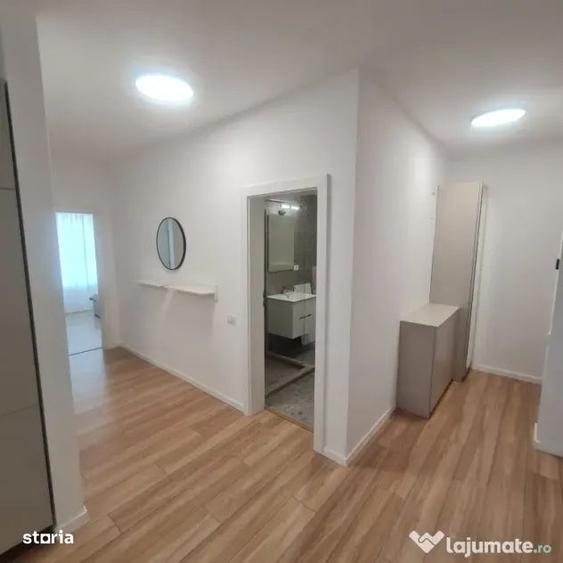 Apartament cu 3 camere decomandat, mobilat în Central