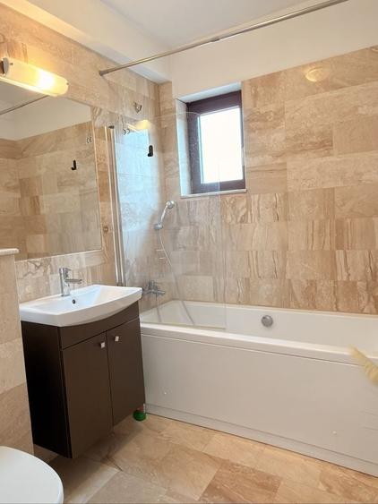 Apartament cu 3 camere decomandat în Șelimbăr