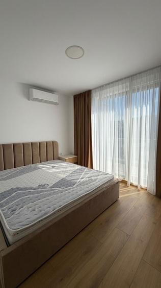 Duplex cu 5 camere cu Canalizare în Exterior Nord