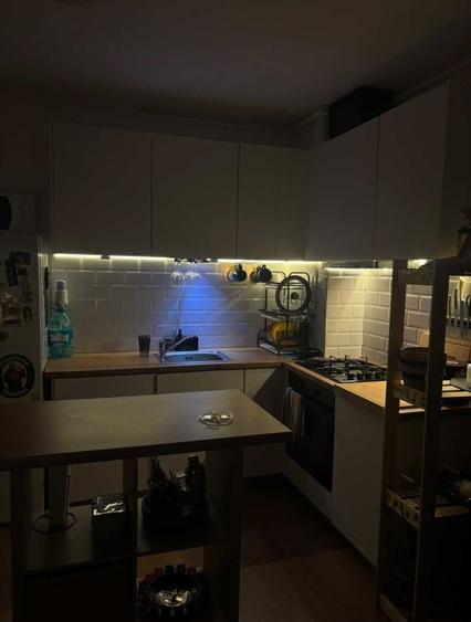 Apartament cu 2 camere decomandat în Torontalului