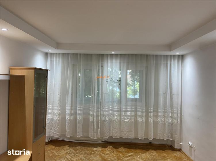 Apartament cu 2 camere decomandat, mobilat în Ultracentral