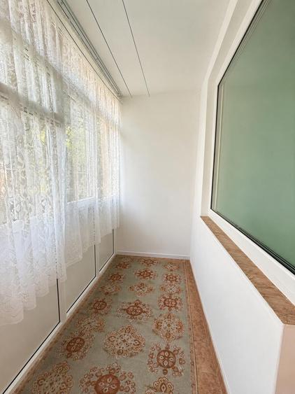 Apartament cu 3 camere decomandat, mobilat în Brâncoveanu