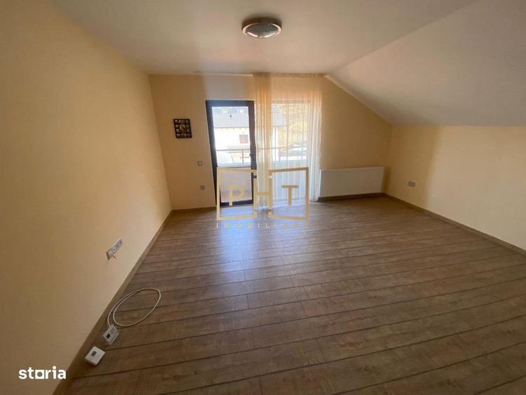 Casă cu 4 camere în Tăuți