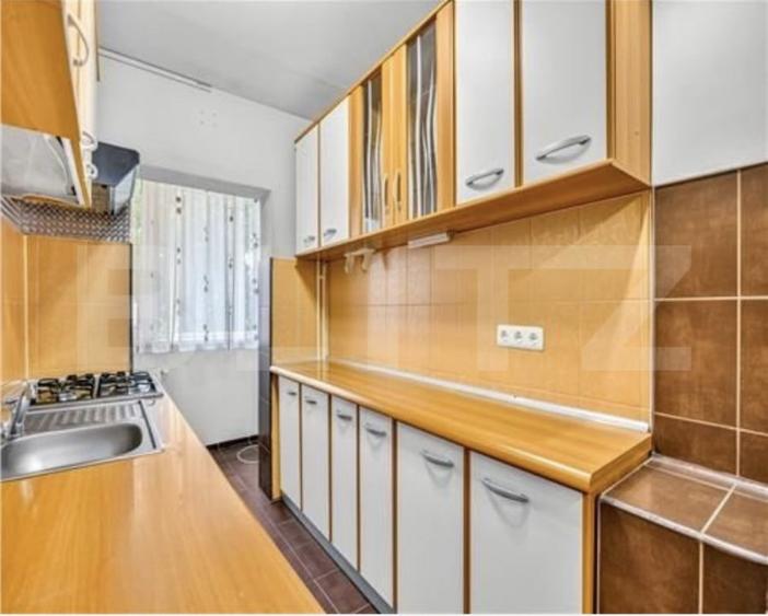 Apartament cu 2 camere semidecomandat, mobilat în Tractorul