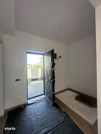 Casă cu 4 camere cu Teren 250 Mp în Central