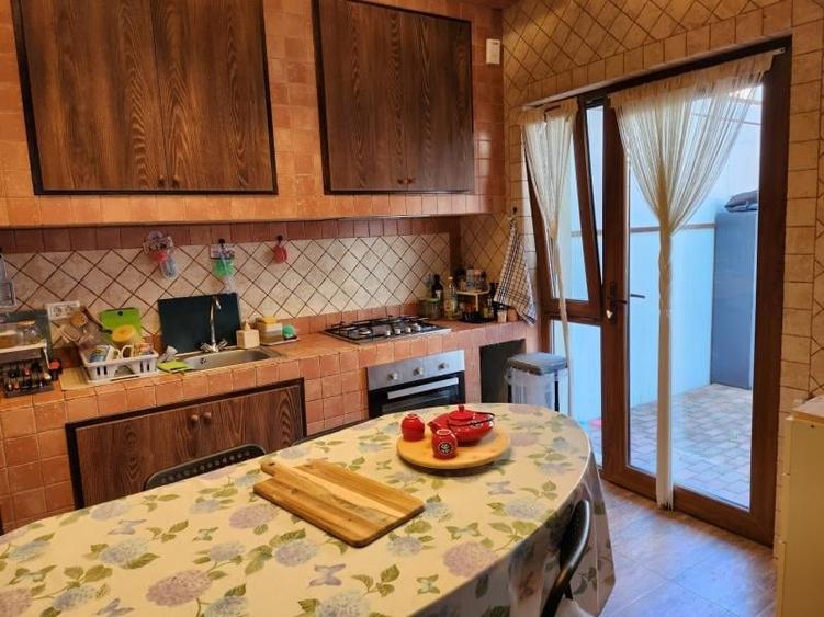 Casă cu 5 camere cu Canalizare în Dragomirești-Vale