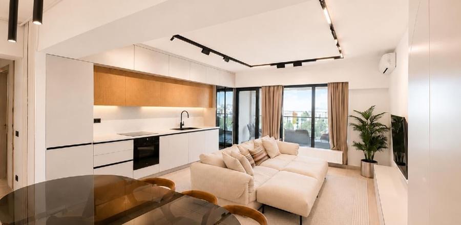 Apartament cu 3 camere semidecomandat, mobilat în Dristor