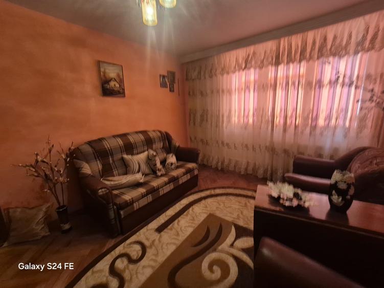 Apartament cu 2 camere decomandat, mobilat în Dărmănești