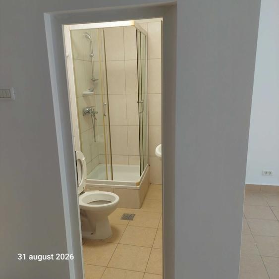 Spațiu comercial, de 70 mp, în Govândari