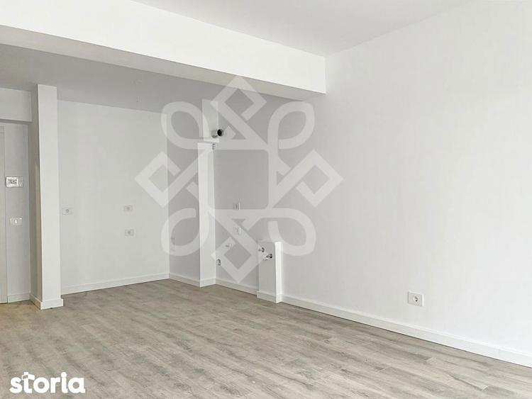 Apartament cu 2 camere semidecomandat în Seleuș