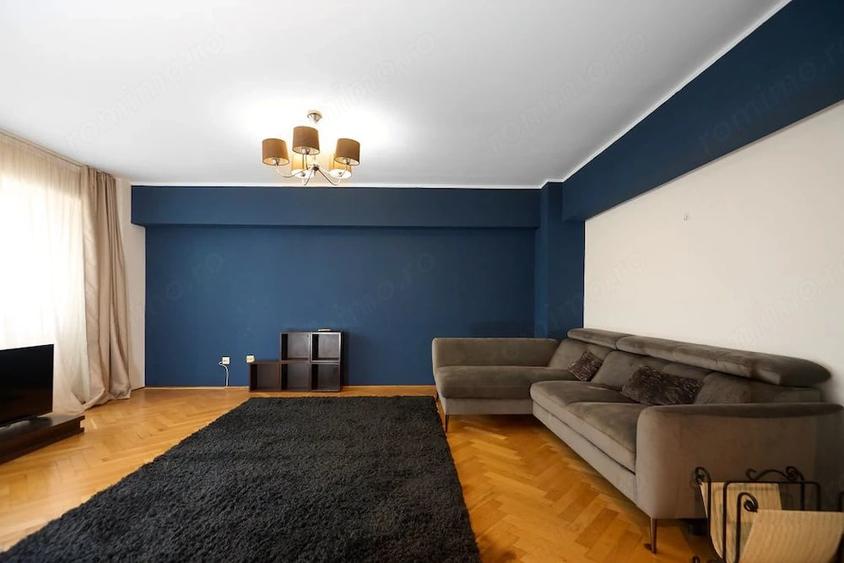 Apartament cu 3 camere decomandat în Ultracentral