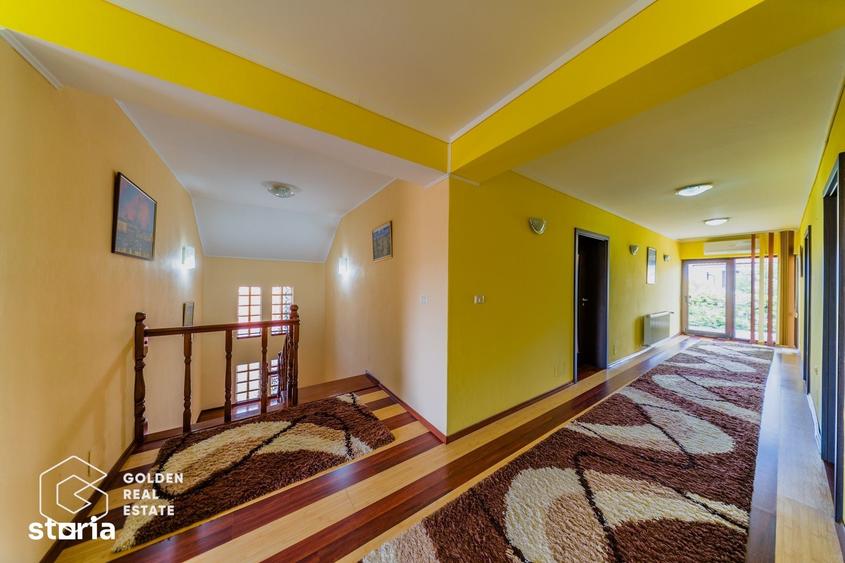 Casă cu 5 camere cu Teren 430 Mp în Central