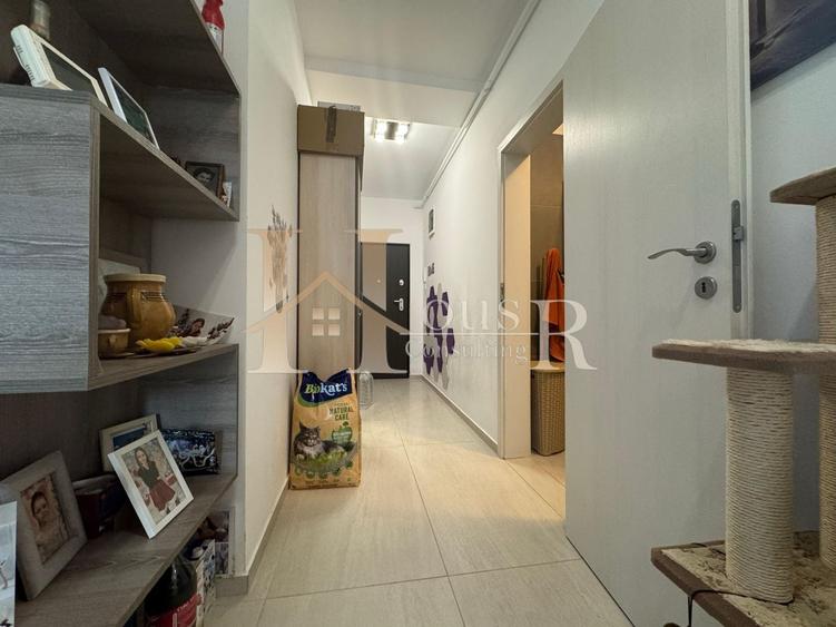 Apartament cu 3 camere decomandat, mobilat în Buziașului