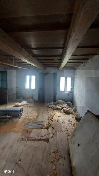 Casă cu 2 camere cu Teren 860 Mp în Ghidfalău
