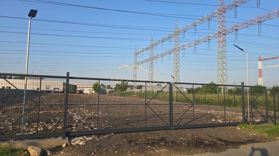 Teren construcție, în Splaiul Unirii