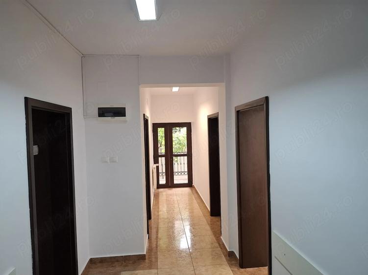 Casă cu Teren 35 Mp în Central