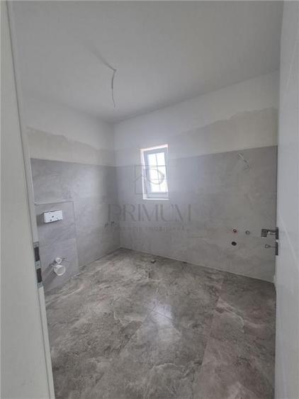 Duplex cu 4 camere cu Teren 300 Mp în Moșnița Nouă