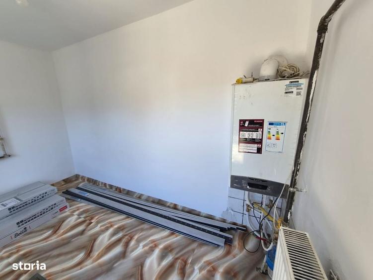 Casă cu 3 camere cu Teren 102 Mp în CFR
