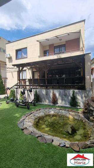 Casă cu 5 camere cu Teren 300 Mp în Central