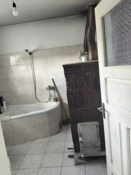 Casă cu 2 camere în Central