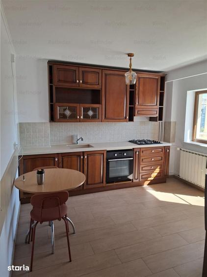 Apartament cu 3 camere decomandat în Centrul Civic