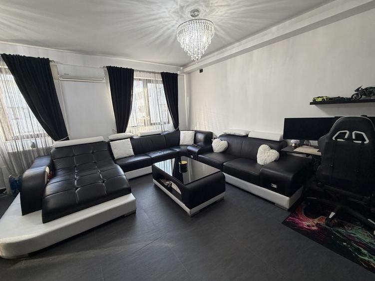 Apartament cu 2 camere semidecomandat în Roșu