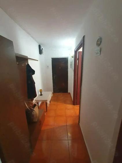 Apartament cu 2 camere semidecomandat în Dorobanți 1
