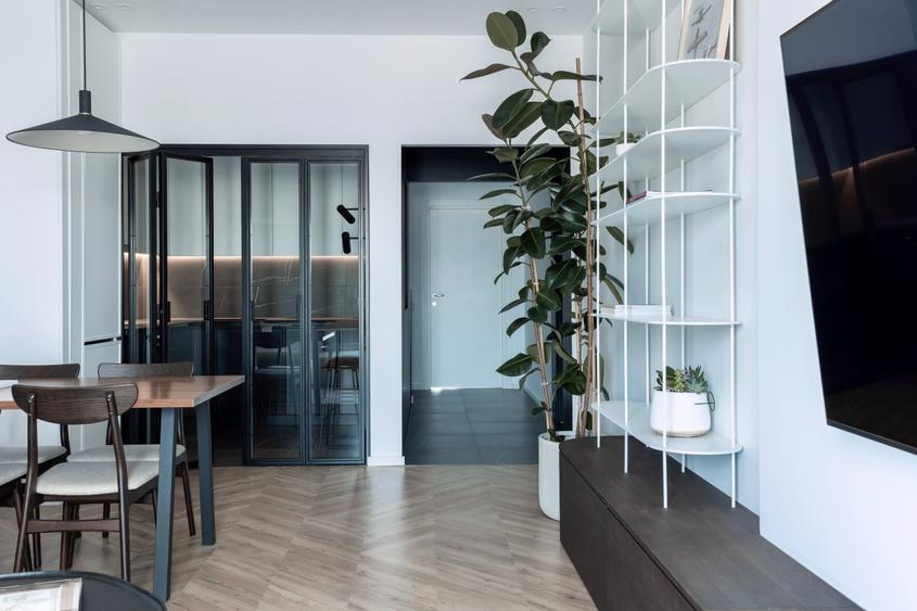 Apartament cu 2 camere decomandat în Pajura