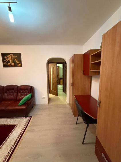 Apartament cu 2 camere semidecomandat în Iancului