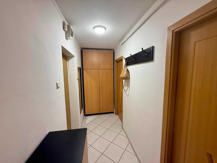Garsonieră decomandată în Drumul Carului