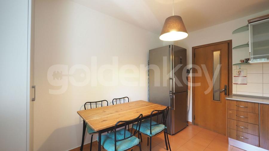Apartament cu 3 camere decomandat, mobilat în Aviației