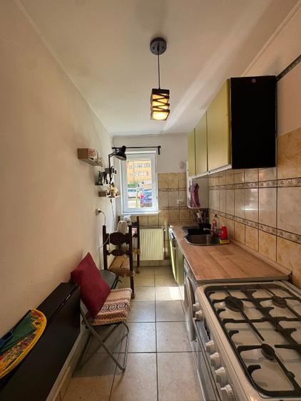 Apartament cu 2 camere circular în Calea Moroieni