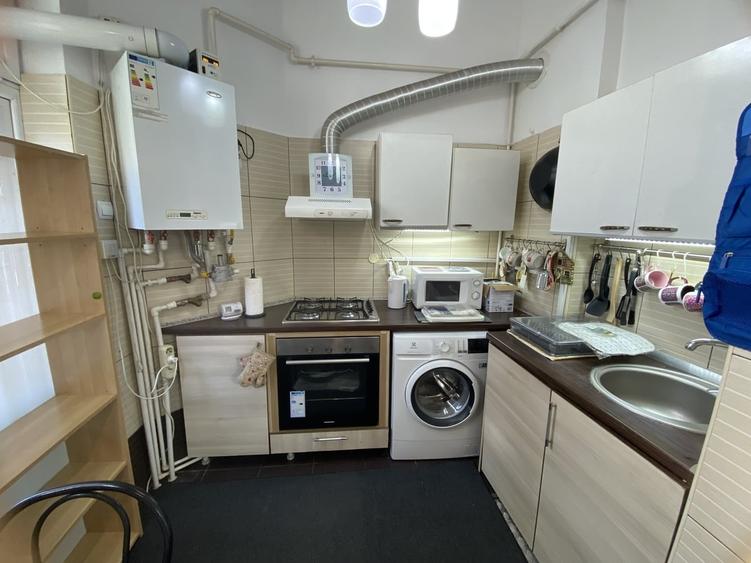 Apartament cu 2 camere decomandat în Armeneasca