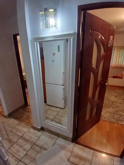 Apartament cu 2 camere decomandat în Șimian
