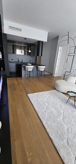 Apartament cu 3 camere decomandat, mobilat în Floreasca