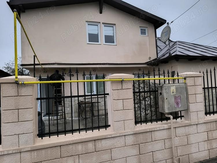 Casă cu 6 camere cu Teren 647 Mp în Central