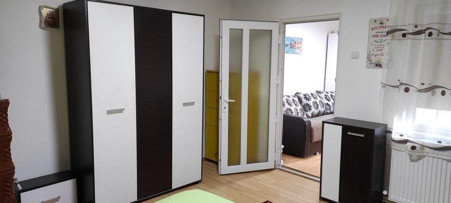 Casă cu 2 camere nedecomandat în Marghiloman