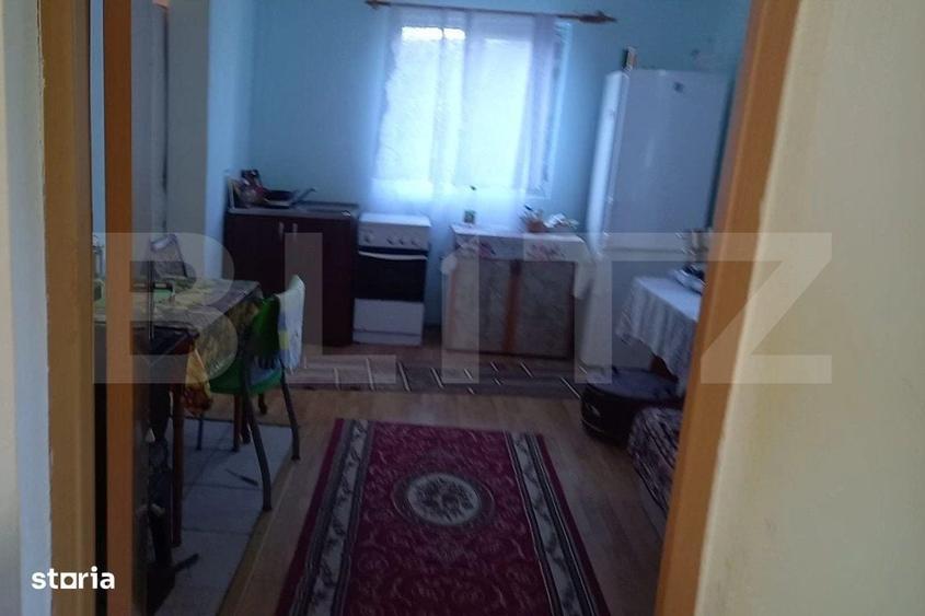Casă cu 4 camere în Pătrăuți