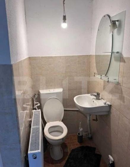 Casă cu 4 camere cu Teren 50 Mp în Central