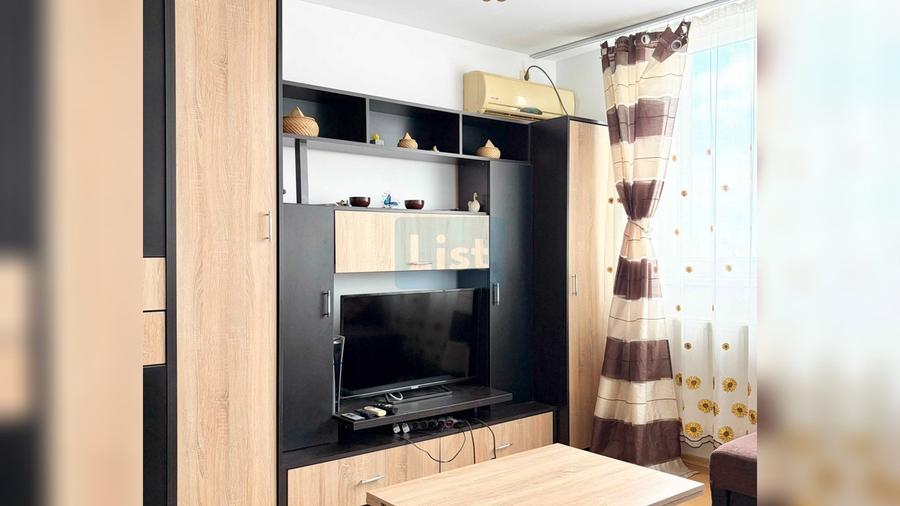 Apartament cu 3 camere semidecomandat, mobilat în Drumul Taberei