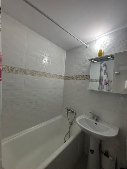 Apartament cu 2 camere decomandat, mobilat în Păcurari