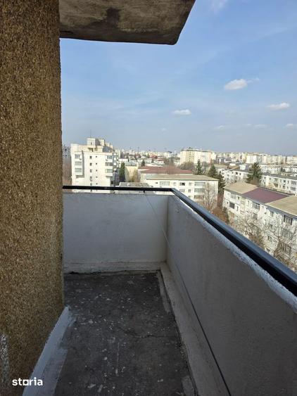 Apartament cu 3 camere decomandat în Orizont