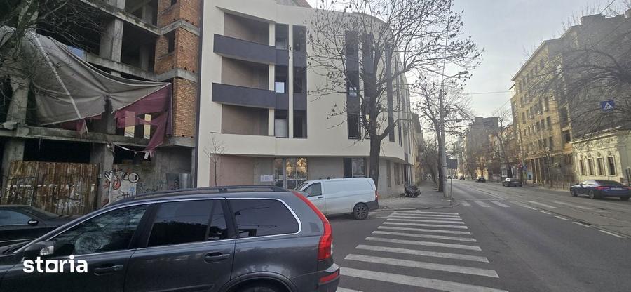 Spațiu comercial, de 570 mp, în Ferdinand